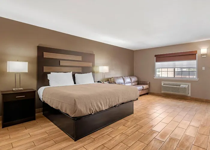 Quality Inn & Suites New Boston - Texarkana West